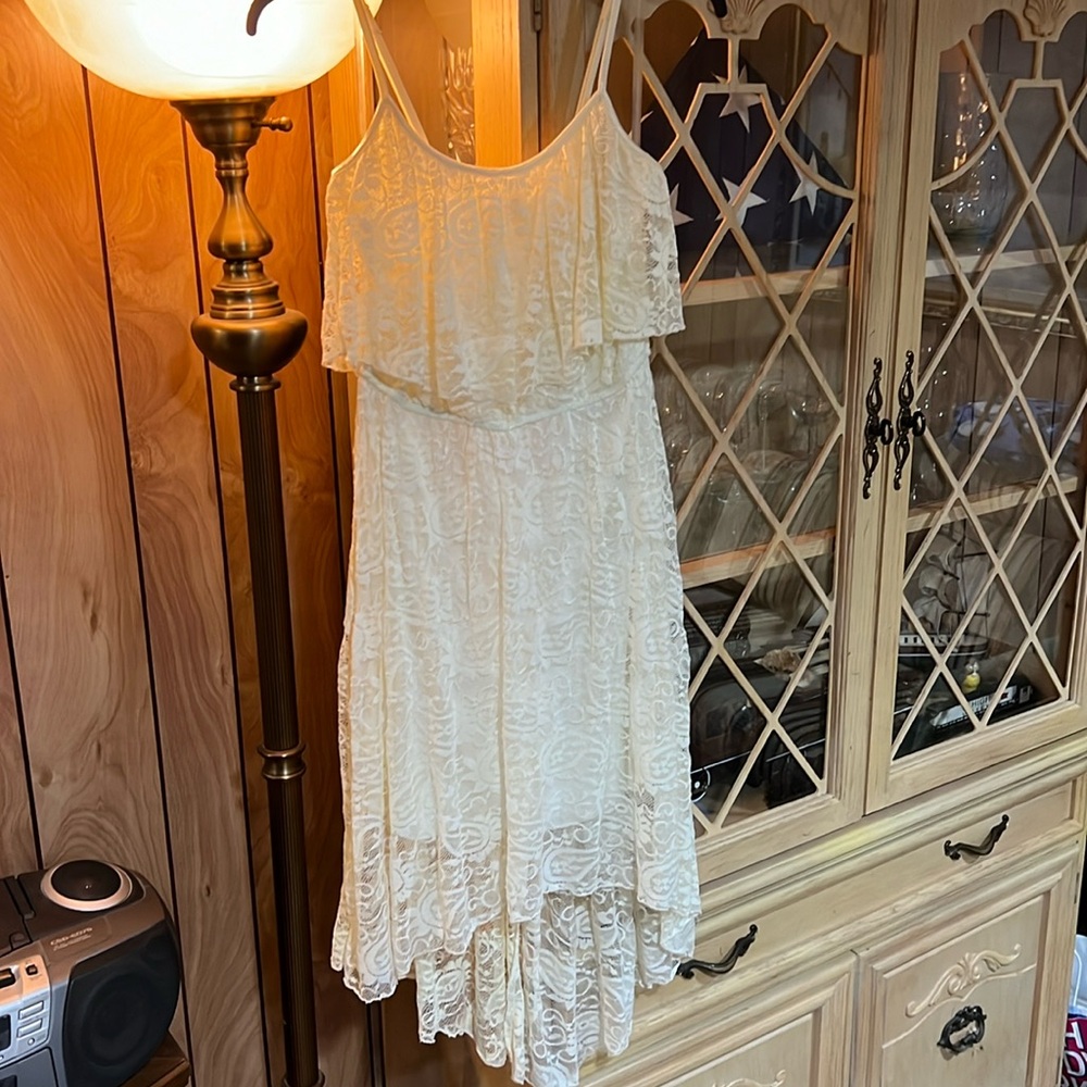 Ivy/Cream Lace Dress